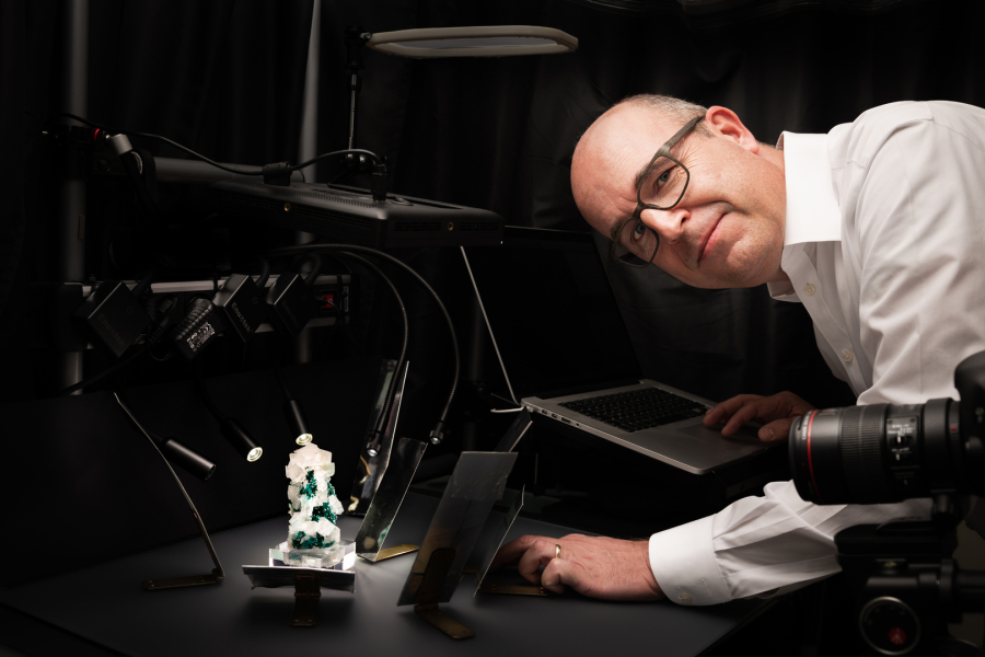 Photographing a mineral specimen